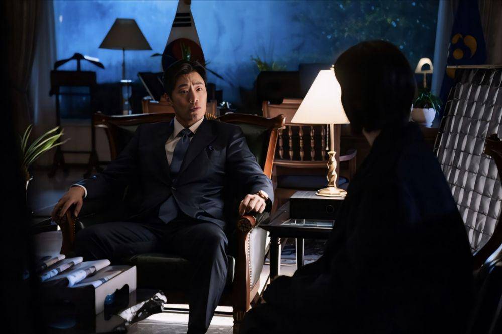 cuplikan Lee Hee Jun di drakor Blood Free (dok. Disney+ Korea/Blood Free)
