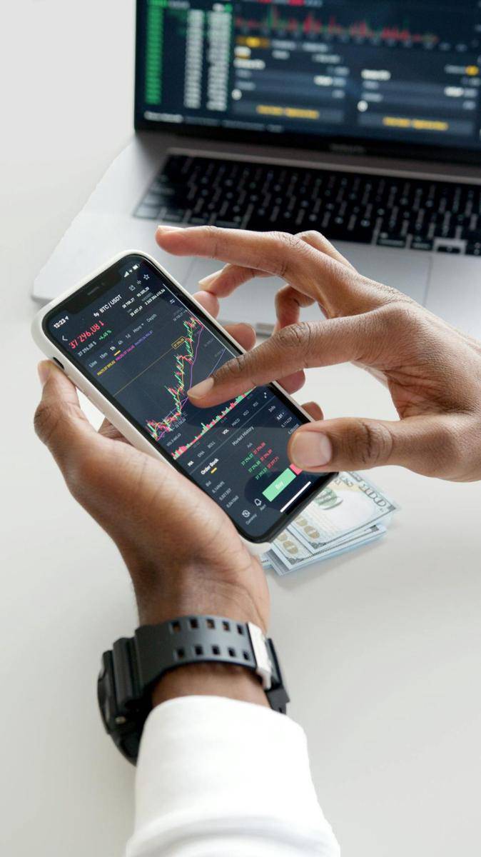 Ilustrasi Investasi (Pixels.com/Anna Nekrashevich)
