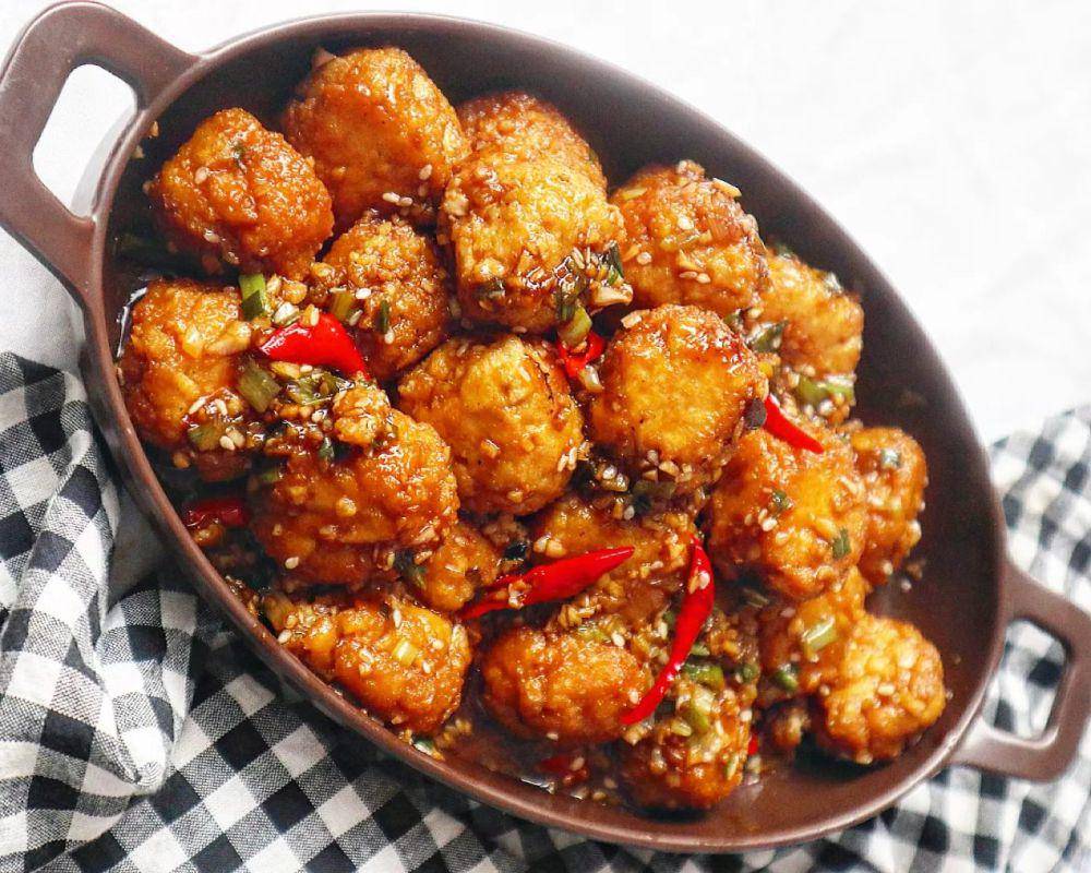 bola bola tahu bersaus (instagram.com/regunancha)