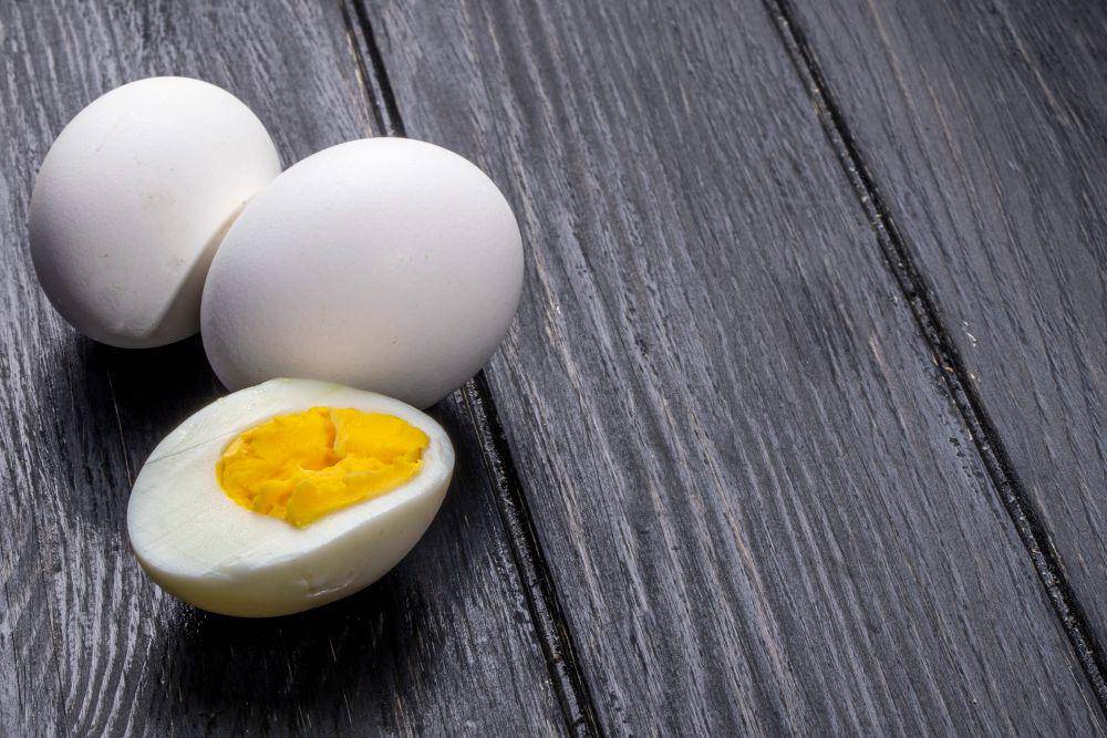 ilustrasi telur rebus (freepik.com/stockking)
