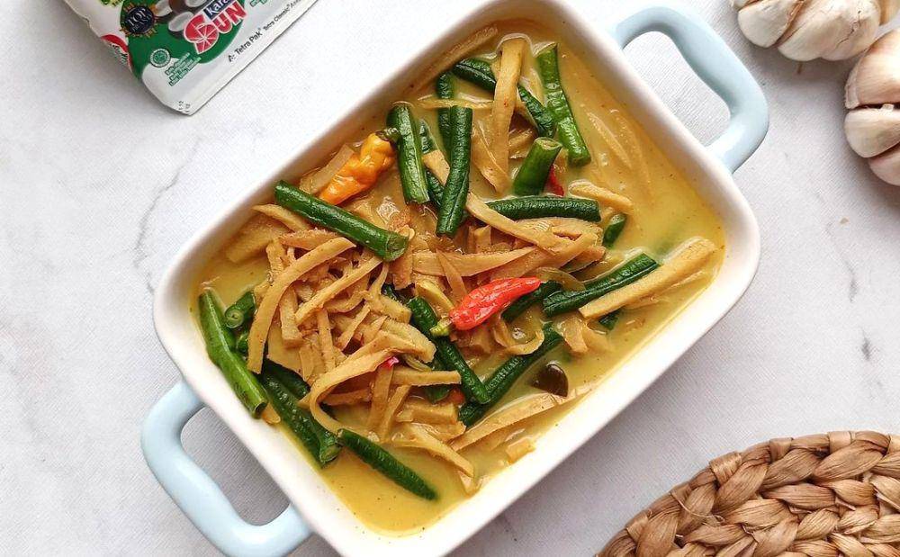 sayur rebung kacang panjang pedas (instagram.com/tans.erni)