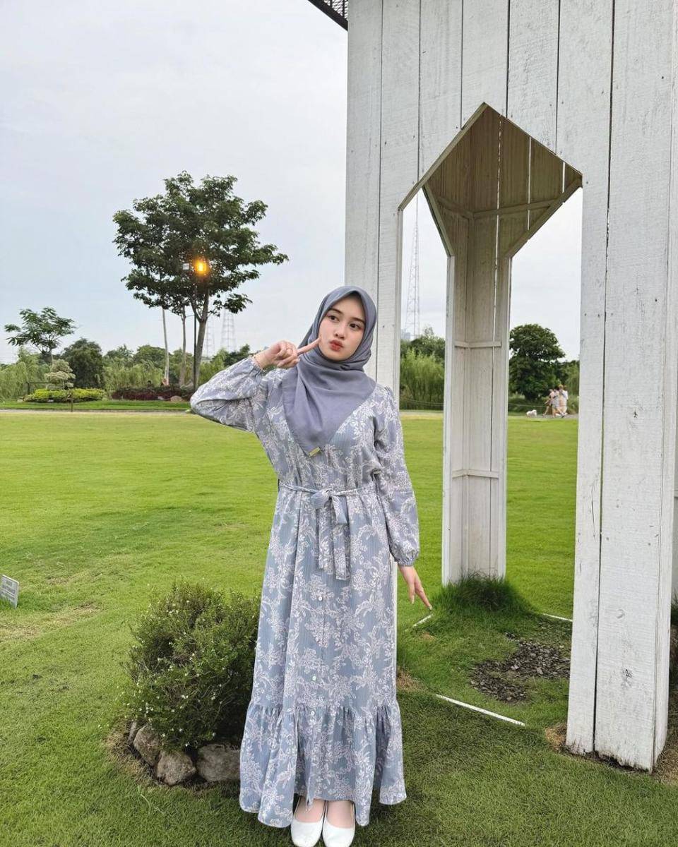 inspirasi OOTD ala Khansa Mariska (instagram.com/khansa_mariska)