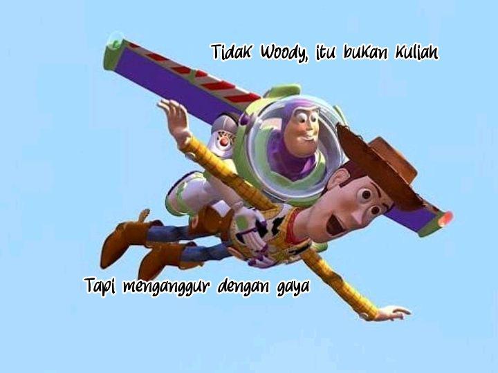 7 Meme Anak Kuliahan Disebut Nganggur dengan Gaya, Mulut Siapa Itu?
