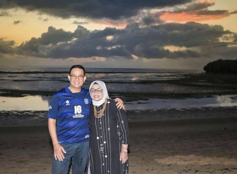 8 Momen Anies Baswedan dan Istri di Bali, Caption Romantisnya Trending