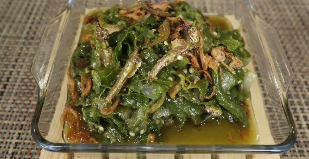 Resep Sambal Teri Cabe Ijo Khas Padang, Nikmatnya Bikin Kalap!