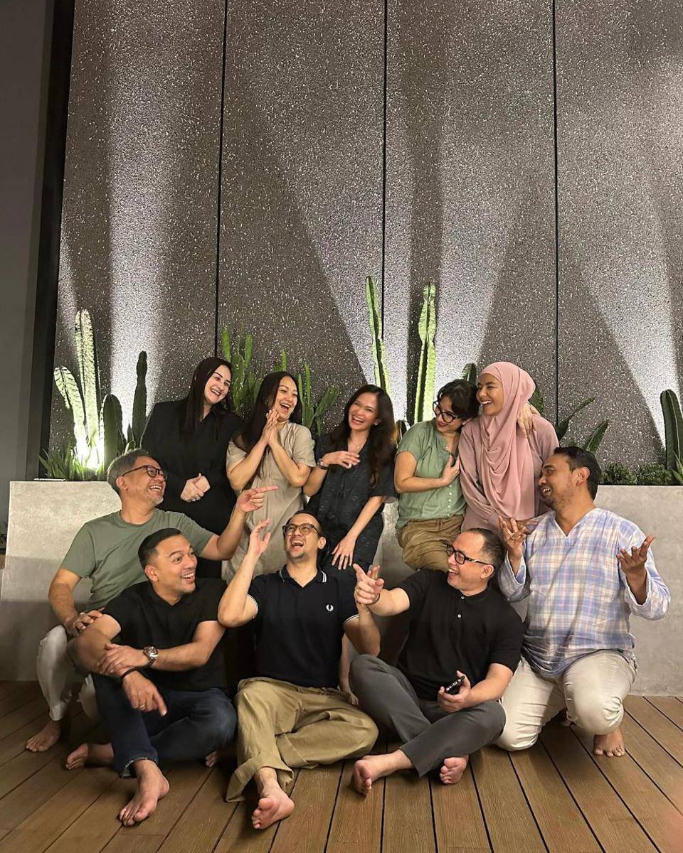 potret Ersa Mayori dan kawan-kawan saat halal bi halal (instagram.com/ersamayori)