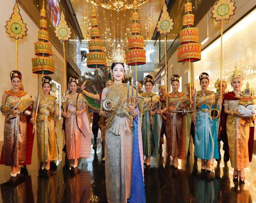 potret Minnie (G)I-Dle rayakan Songkran Day di Thailnd (instagram.com/iconsiam)