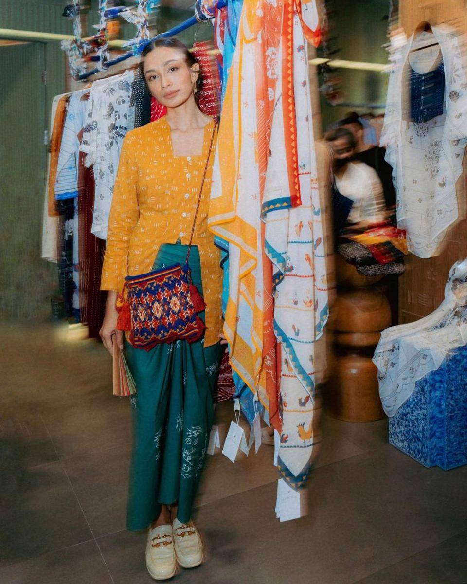 Inspirasi rok ala Faradina Mufti (Instagram.com/faradinamufti)