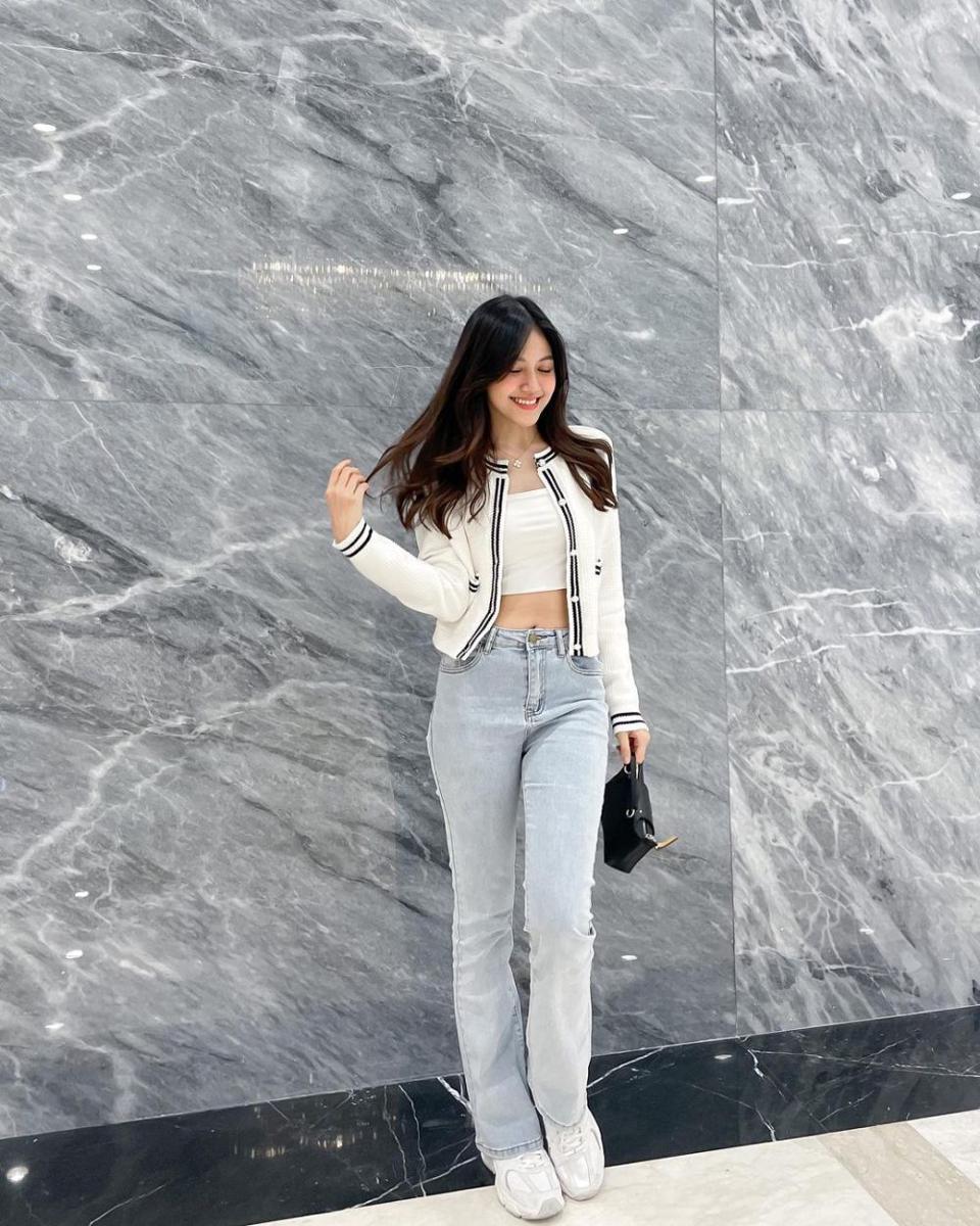 8 Ide OOTD Scandinavian Style Shasa Zhania, Bikin Cakep