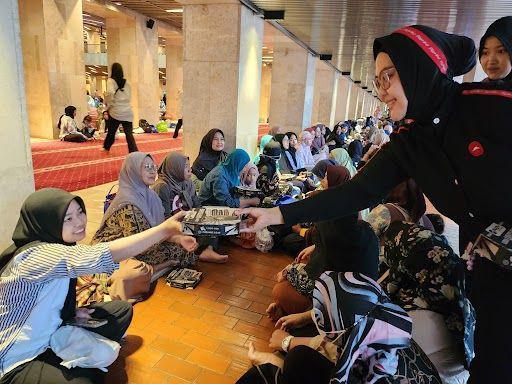 Pizza Hut dan Alma Foundation Berbagi Buka Puasa Bersama

Ribuan Umat