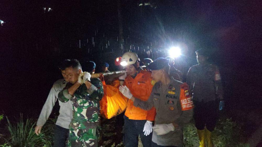 Jenazah Ibu-Anak Korban Longsor di Tana Toraja Ditemukan