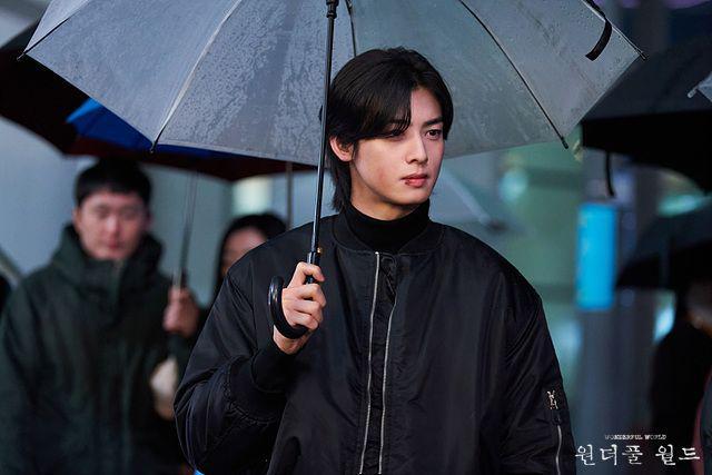 4 Pertanyaan yang Belum Terjawab di Ending Drakor Wonderful World