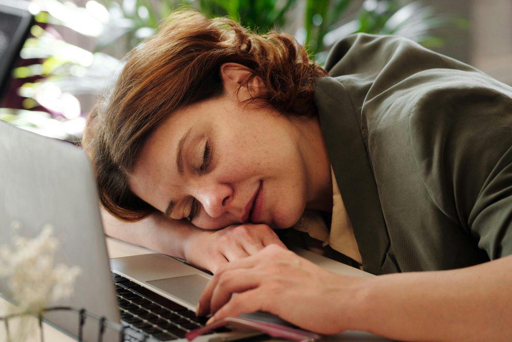 8 Cara Efektif Mengatasi Rasa Malas Setelah Libur Panjang