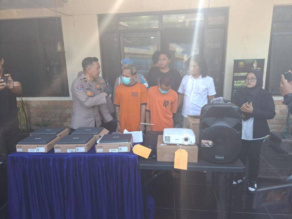 Konferensi pers kasus pencurian spesialis sekolah di Malang. (IDN Times/Rizal Adhi Pratama)