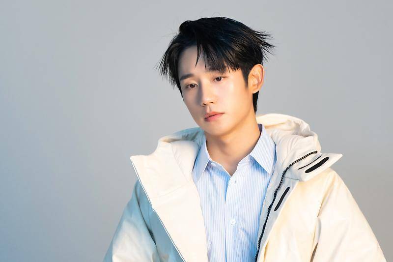 Jung Hae In (post.naver.com/FNC)
