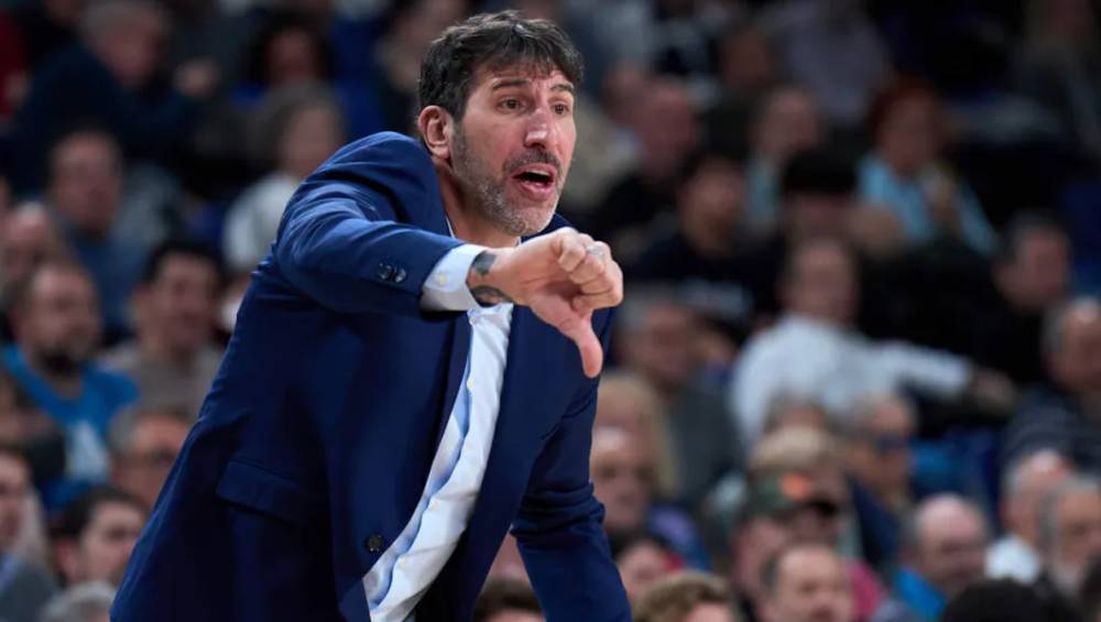 Alex Mumbru (euroleaguebasketball.net)