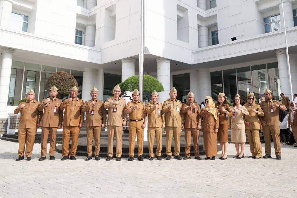 Pj Gubernur Sumut Hassanudin pimpin apel, Selasa (16/4/2024) (Dok. IDN Times)
