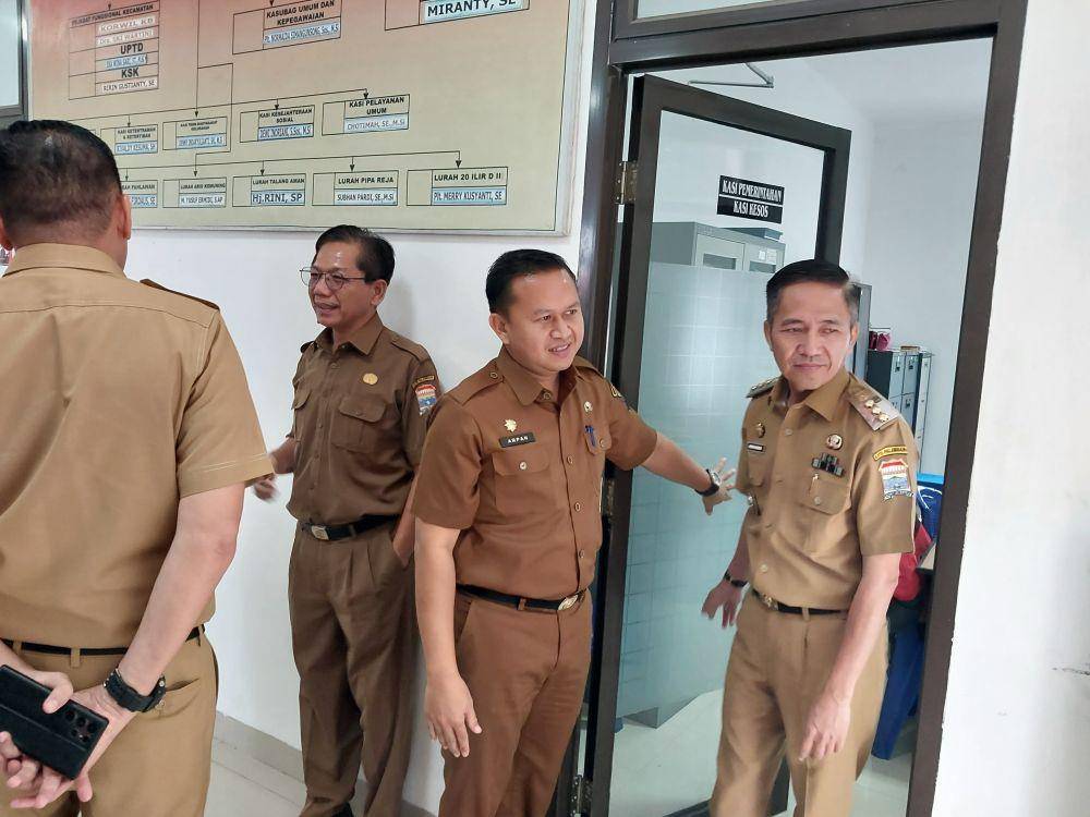PJ Wako Palembang Ratu Dewa (IDN Times/Dok. Kominfo Palembang)
