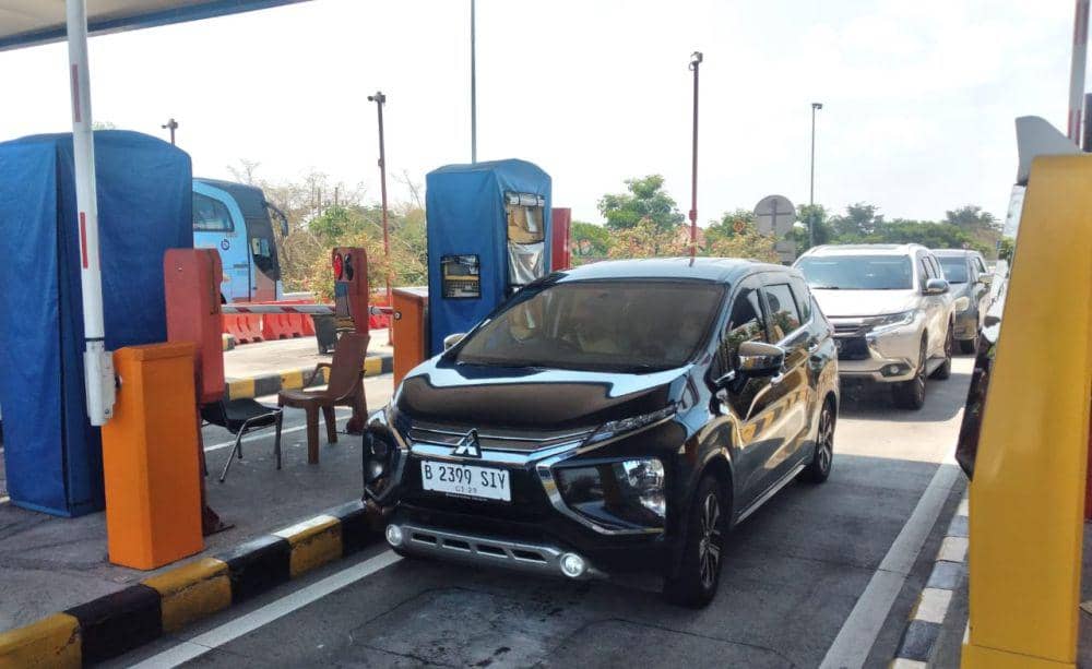 Saldo e-Money Kurang Jadi Sebab Antrean Panjang di Tol Ngawi-Kertosono