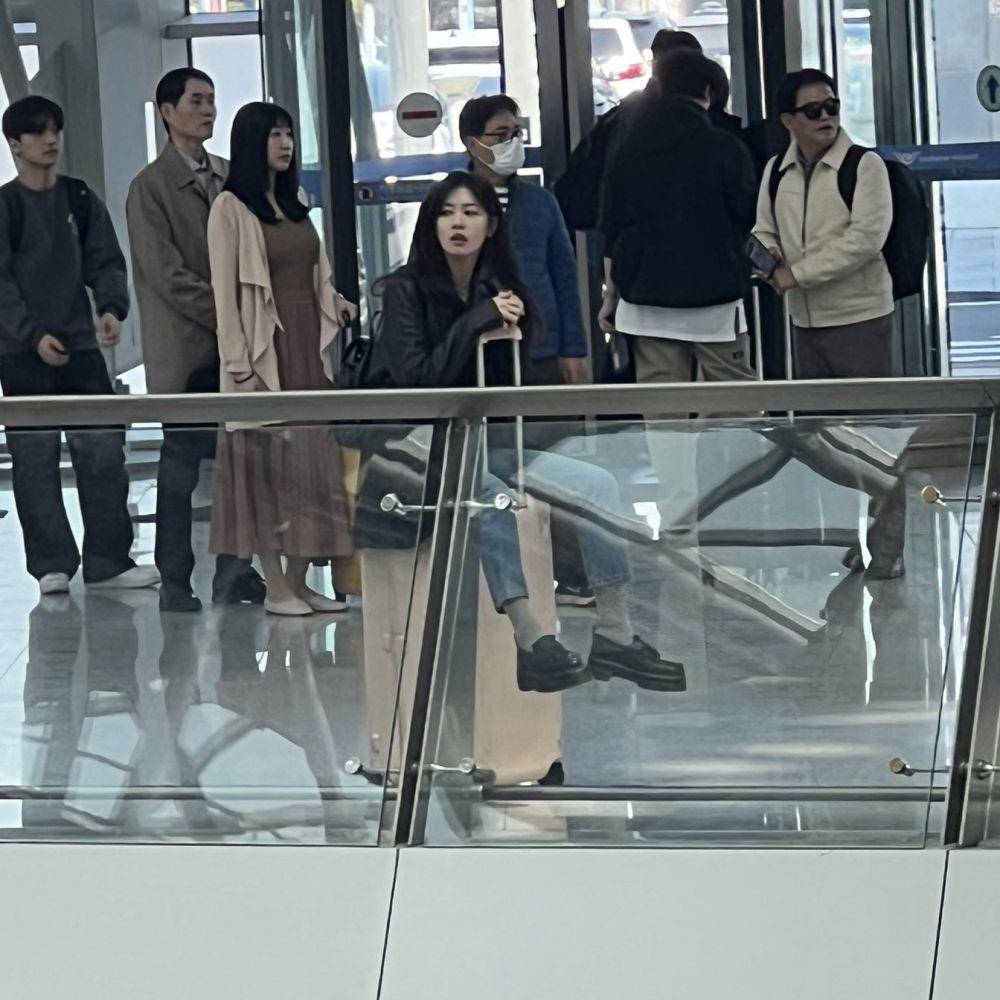 potret Jung So Min syuting Golden Boy (x.com/iconikdramas)