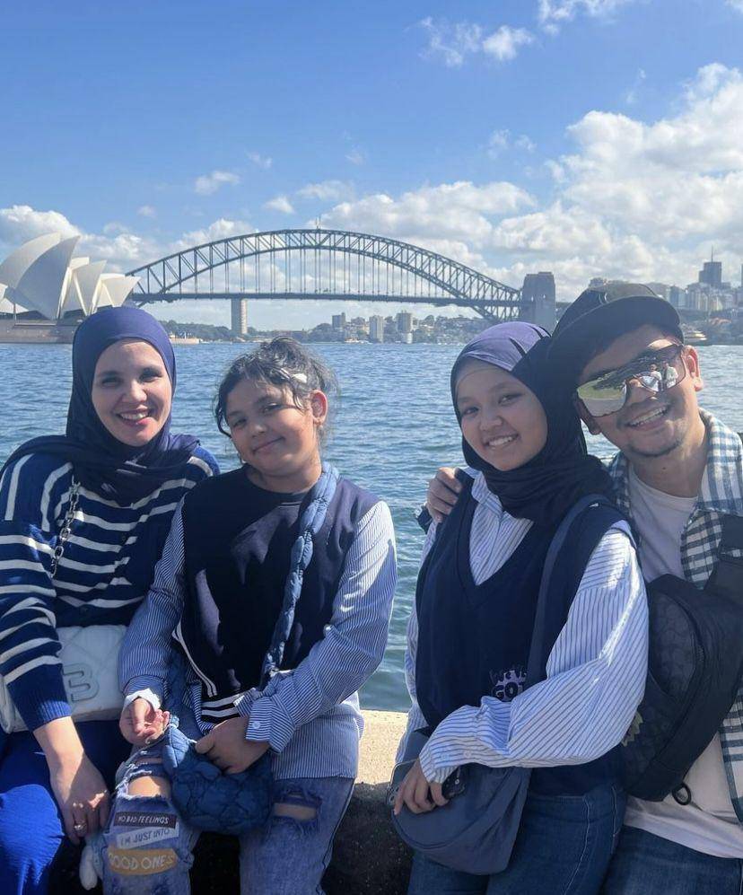 potret liburan keluarga Indra Bekti di Australia (Instagram.com/Indra Bekti)