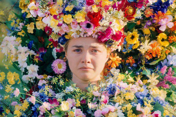 adegan dalam film Midsommar (dok. A24/Midsommar)