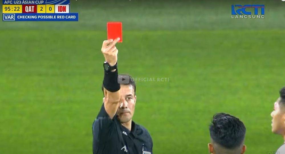 Nasrullo Kabirov, wasit Indonesia vs Qatar yang kontroversial (youtube.com/Official RCTI)