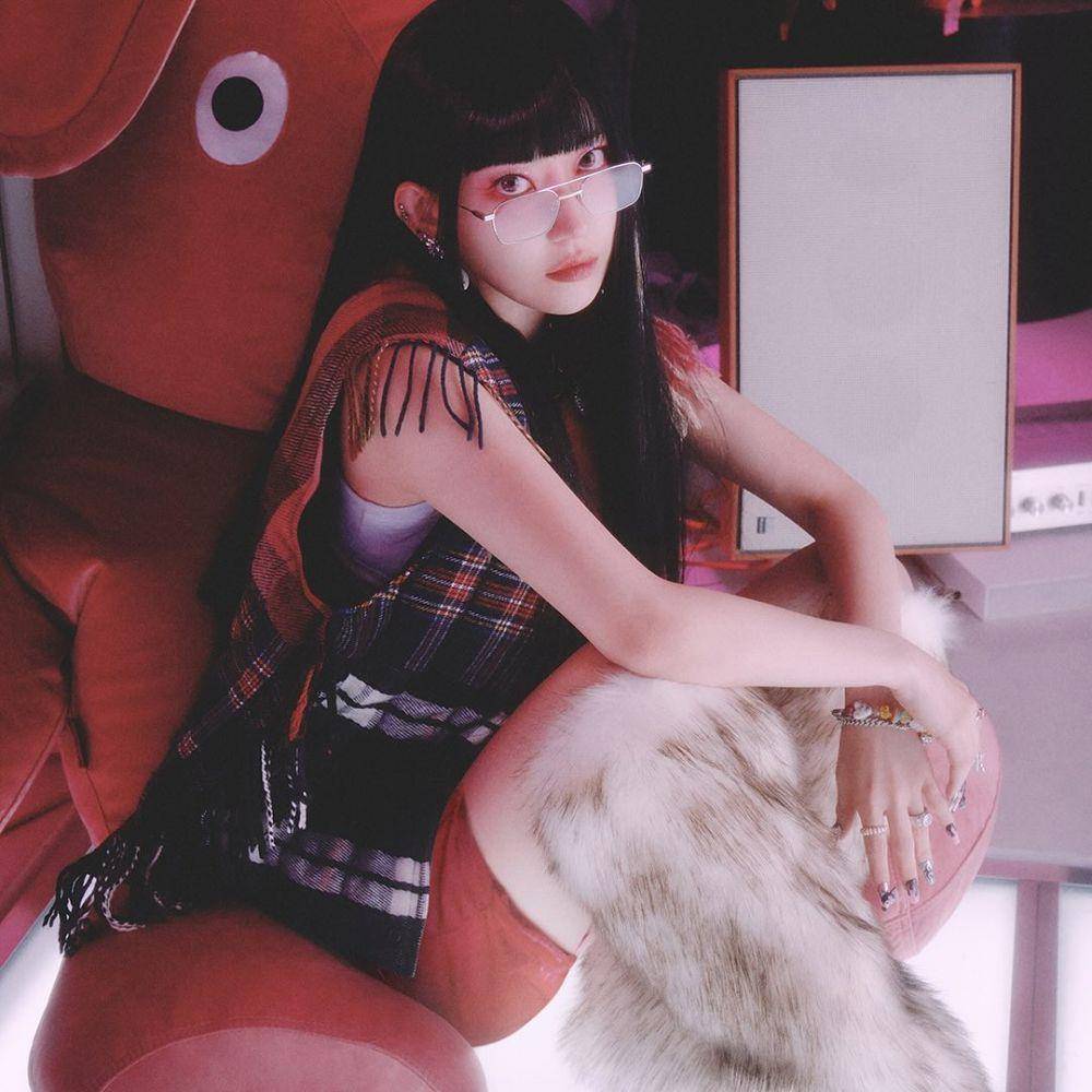 Sakura LE SSERAFIM (Instagram.com/le_sserafim)