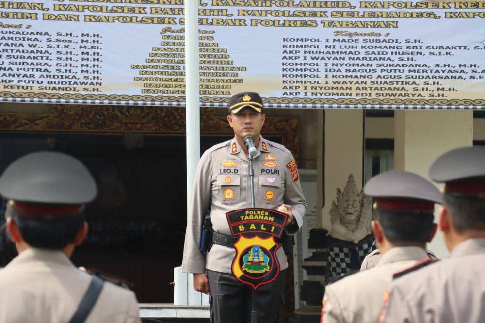 Serah terima jabatan di Polres Tabanan pada Rabu (17/4/2024) (Dok. IDNTimes/Humas Polres Tabanan)