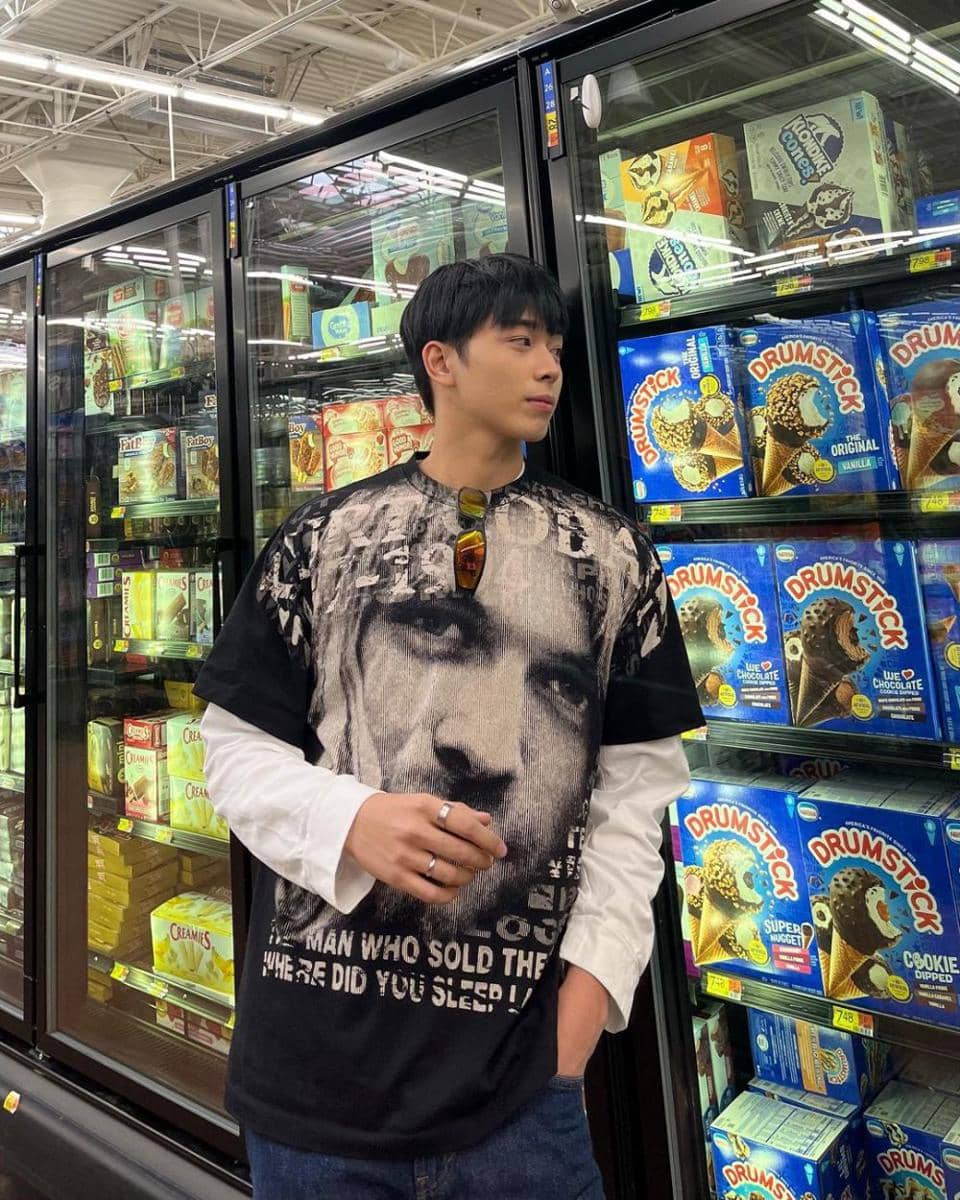 potret layering outfit ala Gelo Rivera, leader boy group BGYO (instagram.com/bgyo_gelo)