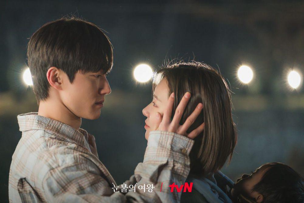 Apa Alasan Da Hye Memilih Kembali pada Soo Cheol di Queen of Tears?