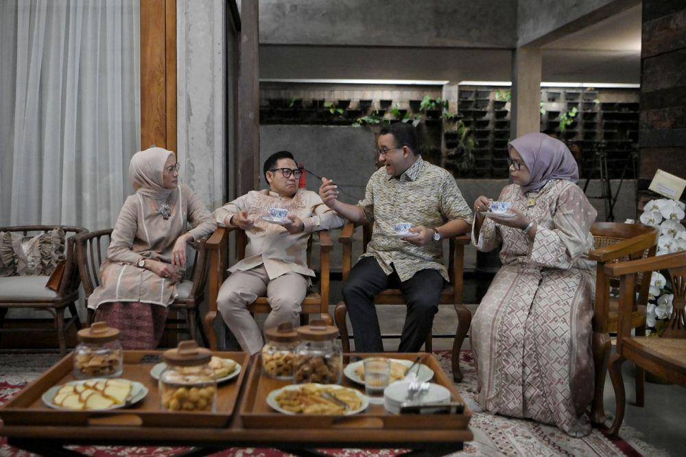 Anies Baswedan dan Muhaimin Iskandar ketika melakukan halal bihalal di kediaman Lebak Bulus, Jakarta Selatan. (Dokumentasi tim media Anies)