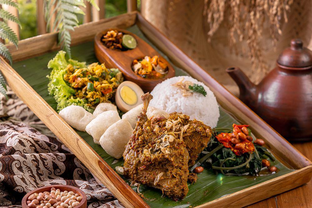 5 Rekomendasi Rumah Makan Sunda Ala Pedesaan di Lembang