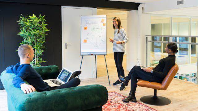ilustrasi melakukan pitching (pexels.com/Elevate Digital)