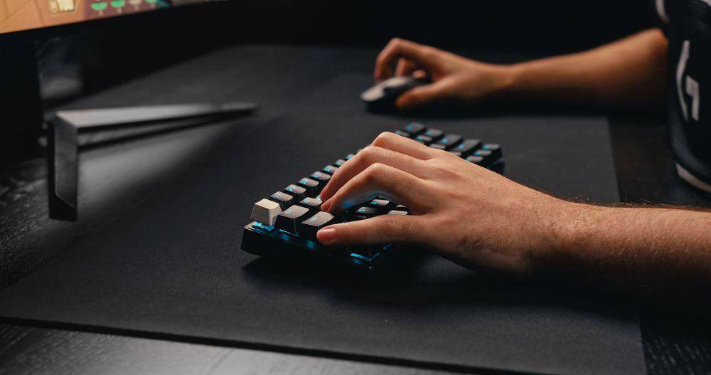 Logitech G Rilis PRO X 60 LIGHTSPEED, Keyboard untuk Gamers!