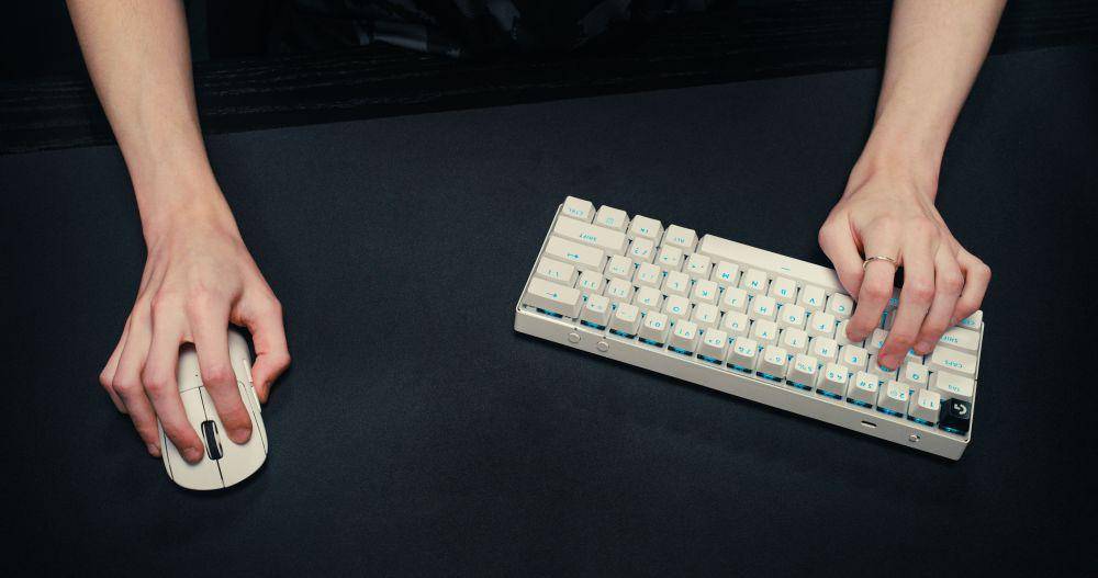 Logitech G PRO X 60 LIGHTSPEED (dok. Logitech G)