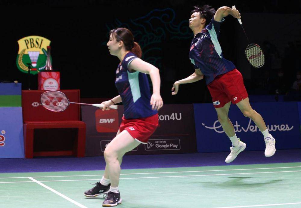 Yuta Watanabe/Arisha Higashino (instagram.com/bwf.official)
