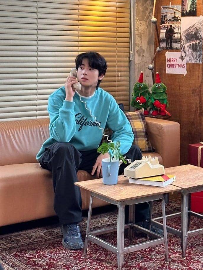 potret Cha Eun Woo (instagram.com/eunwo.o_c)
