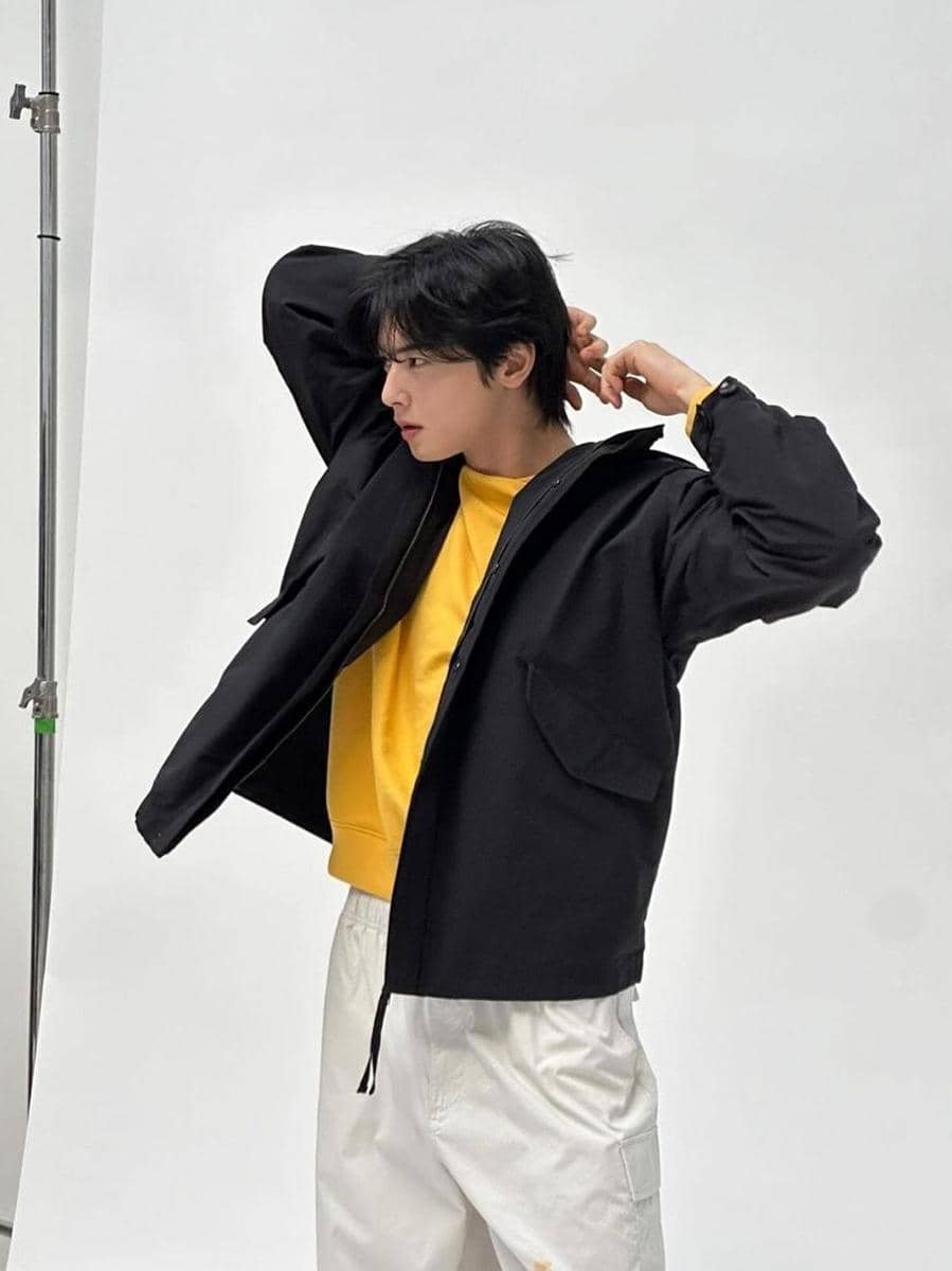 potret Cha Eun Woo (instagram.com/eunwo.o_c)