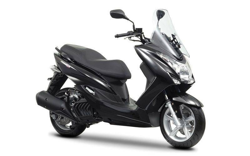 Yamaha Majesty S (visordown.com)
