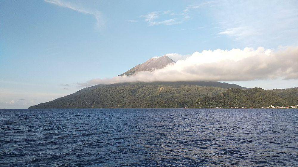 Gunung Karangetang (commons.wikimedia.org/Marwan_Mohamad)