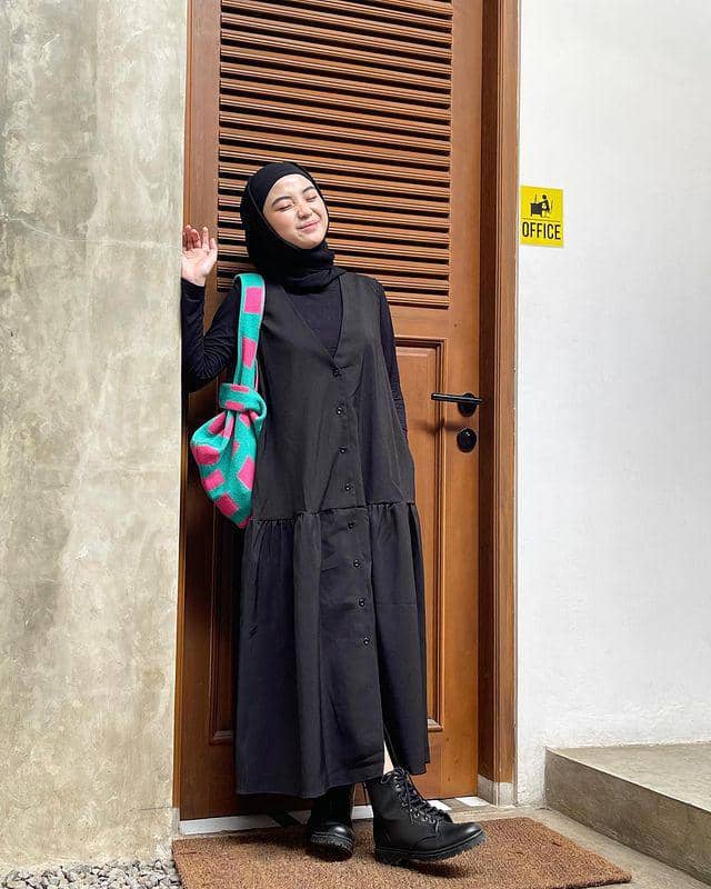 Tania Dewi (instagram.com/taniaaa.dn)