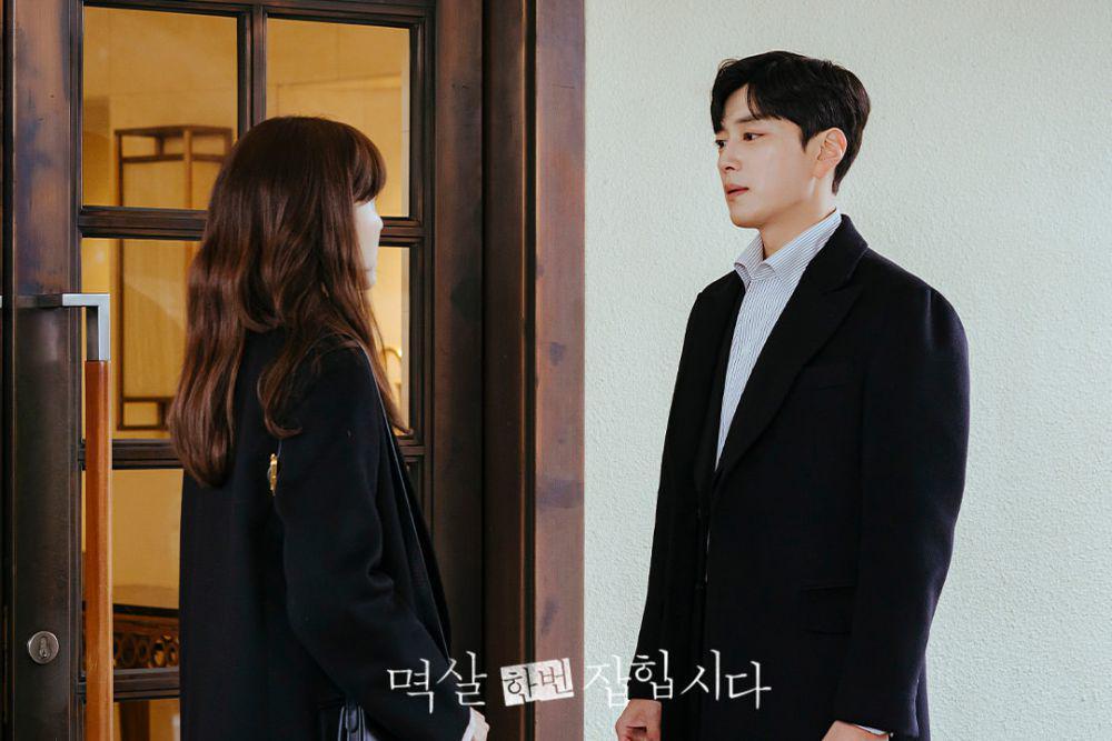7 Pengorbanan Seol Woo Jae untuk Seo Jung Won di Nothing Uncovered