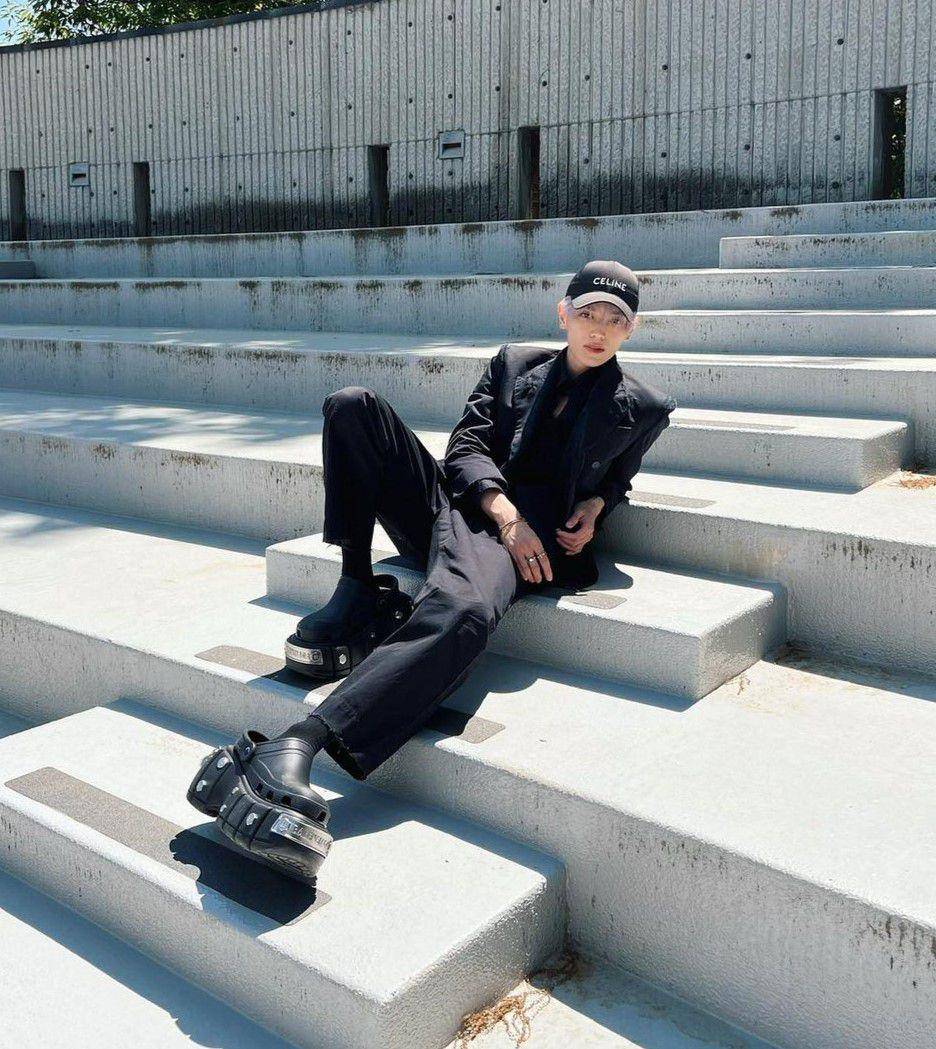OOTD pakai baseball cap ala Taeyong NCT (instagram.com/taeoxo_nct)