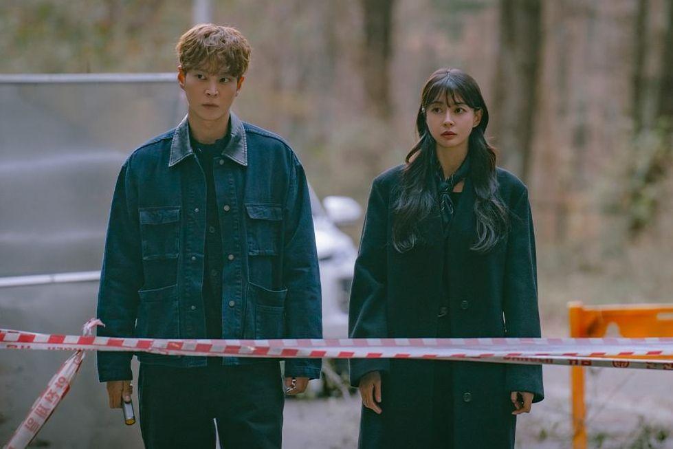 7 Benang Merah Hubungkan Seo Ki Joon-Han Bom di Midnight Studio