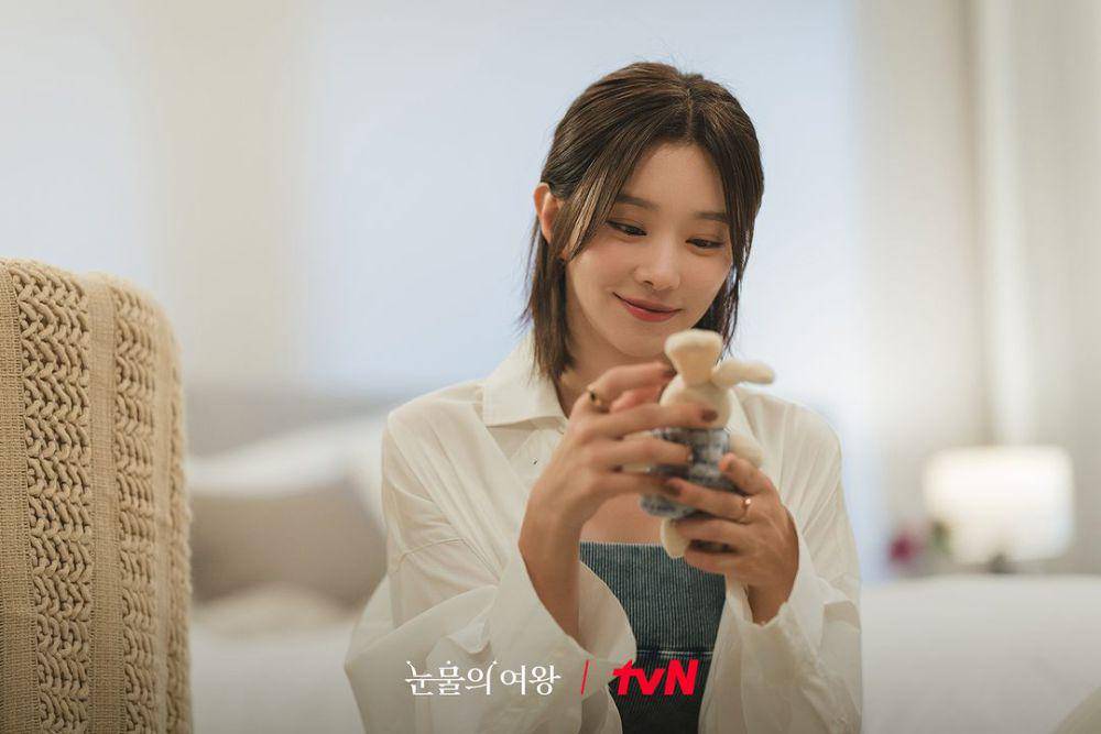 Cheon Da Hye (Lee Joo Bin) di drakor Queen of Tears (instagram.com/tvn_drama)