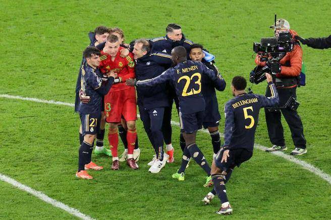 Real Madrid ke semifinal Liga Champions 2023/24 usai menyingkirkan Manchester City, Kamis (18/4/2024). (uefa.com)