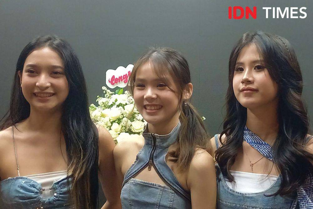 Amabelle, Aurell, dan Ella ARIZE di konferensi pers single "Say Yes" di Jakarta, Jumat (19/04/2024). (IDN Times/Ines Suseno)