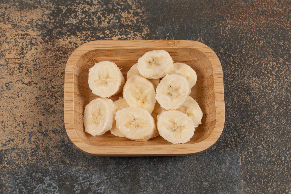 Tips Membuat Pisang Beku yang Tidak Bergerombol, Praktis Buat Smoothie