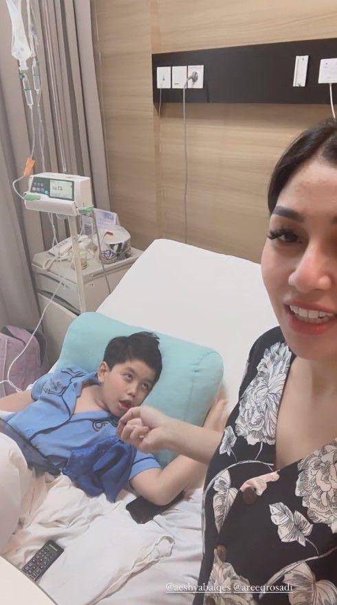 anak Nisya Ahmad dirawat (Instagram.com/nissyaa)